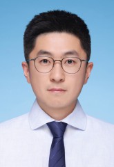 点击查看瞿臻律师详细介绍